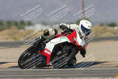 media/Oct-13-2025-Moto Forza (Mon) [[a66d839500]]/2-A Group/Session 3 (Turn 16)/
